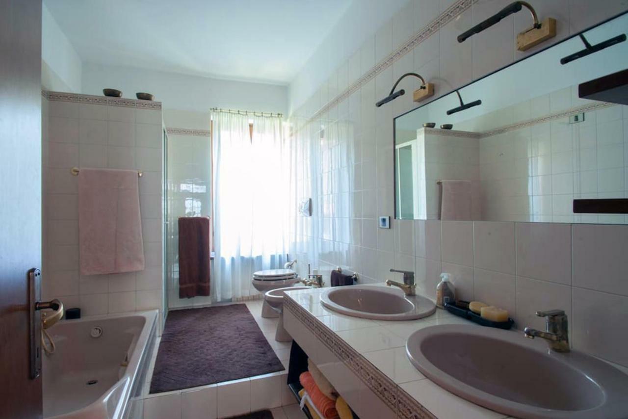 Casa Vacanze Viale Dei Tigli Lovere Luaran gambar