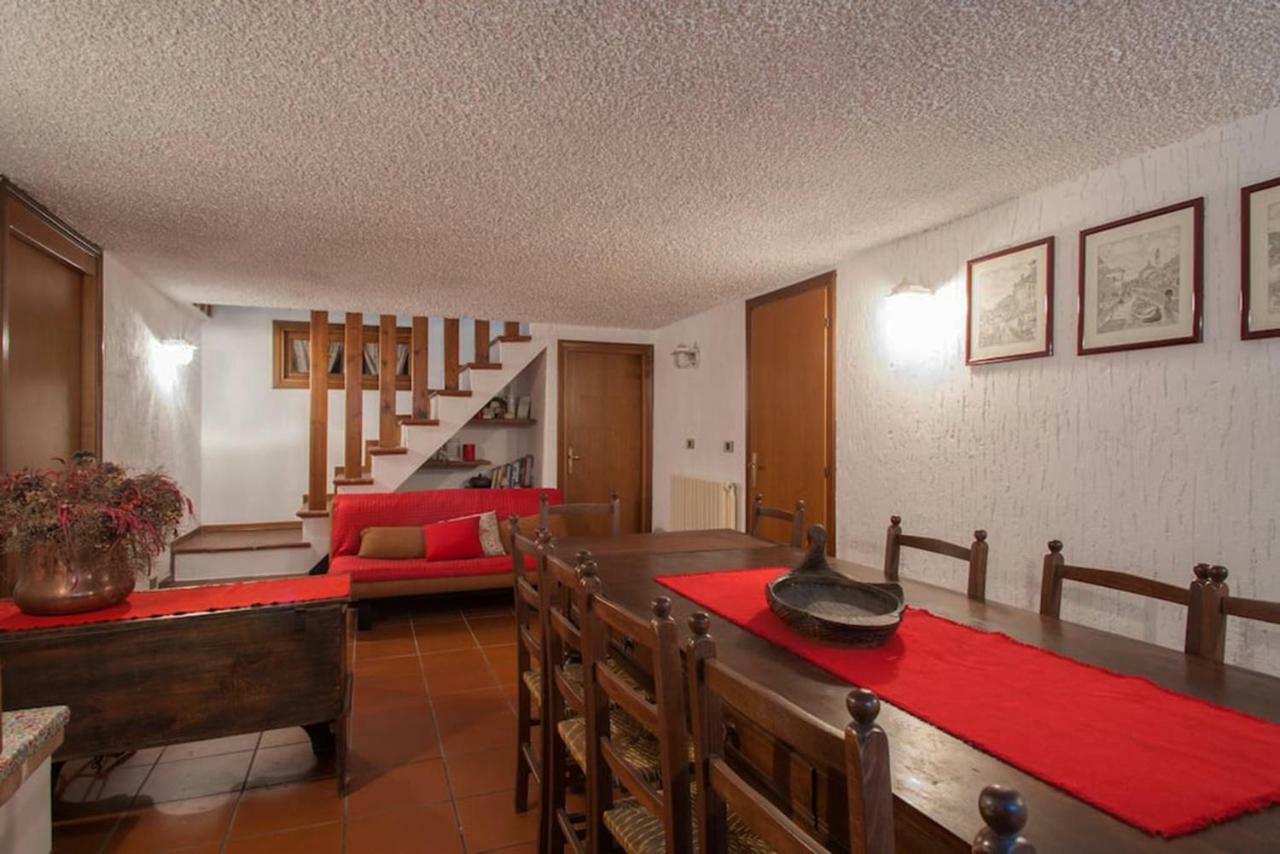 Casa Vacanze Viale Dei Tigli Lovere Luaran gambar